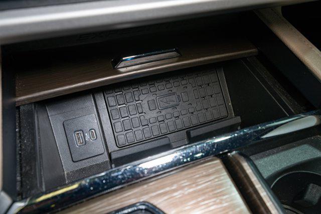 Photo of 2023 Agate Black Metallic Ford Expedition Max