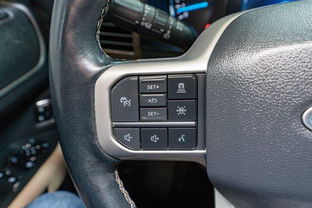 Photo of 2023 Agate Black Metallic Ford Expedition Max