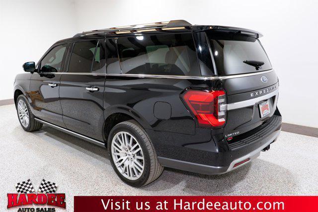 Photo of 2023 Agate Black Metallic Ford Expedition Max