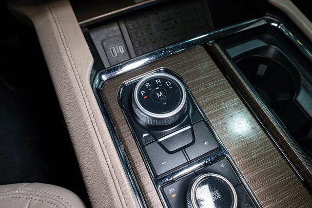 Photo of 2023 Agate Black Metallic Ford Expedition Max