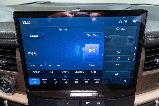 Photo of 2023 Agate Black Metallic Ford Expedition Max