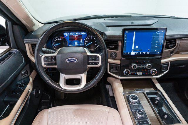 Photo of 2023 Agate Black Metallic Ford Expedition Max