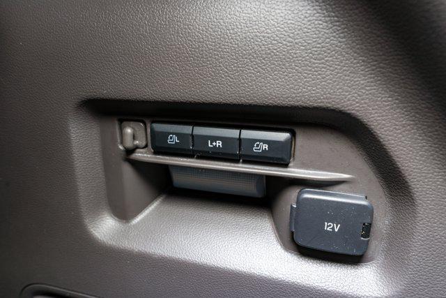 Photo of 2020 Agate Black Metallic Ford Explorer