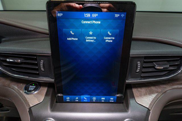 Photo of 2020 Agate Black Metallic Ford Explorer