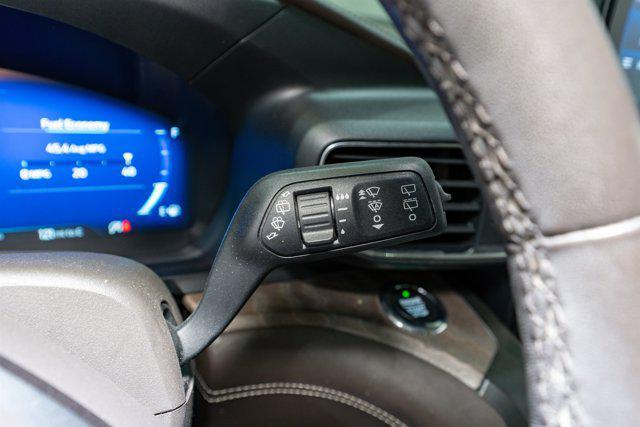 Photo of 2020 Agate Black Metallic Ford Explorer