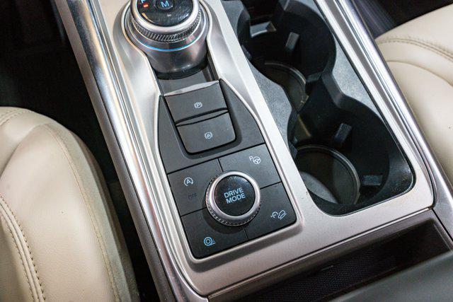 Photo of 2020 Agate Black Metallic Ford Explorer