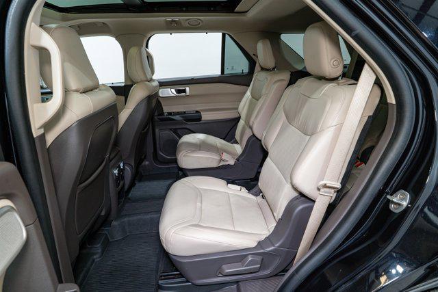 Photo of 2020 Agate Black Metallic Ford Explorer