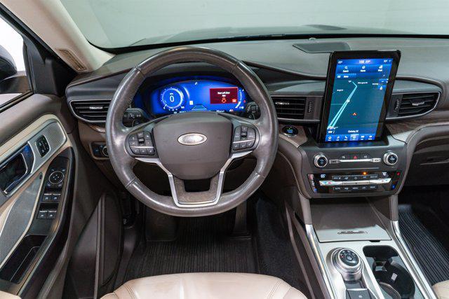 Photo of 2020 Agate Black Metallic Ford Explorer