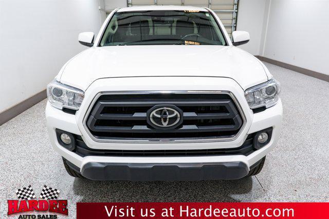 Photo of 2022 White Toyota Tacoma