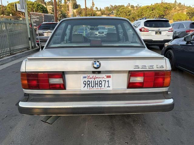 Photo of 1988 Gray BMW 325