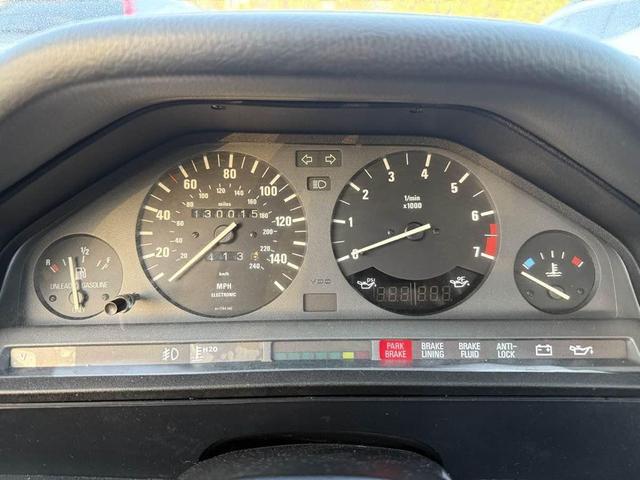 Photo of 1988 Gray BMW 325