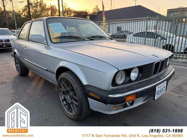 Photo of 1988 Gray BMW 325