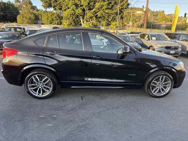 Photo of 2016 Black Sapphire Metallic BMW X4