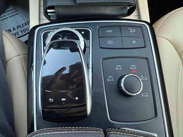 Photo of 2018 Polar White Mercedes-Benz GLS 450