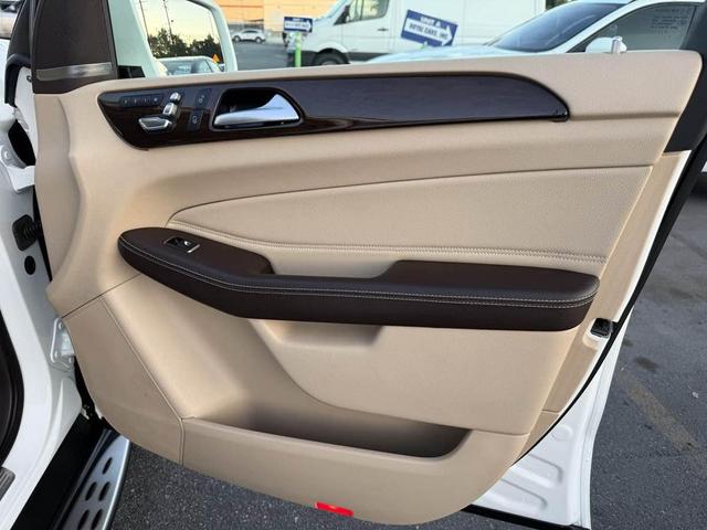 Photo of 2018 Polar White Mercedes-Benz GLS 450