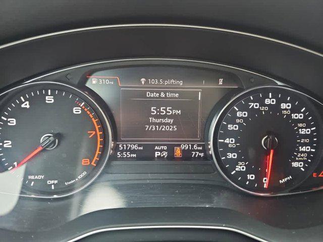 Photo of 2020 Mythos Black Metallic Audi Q5