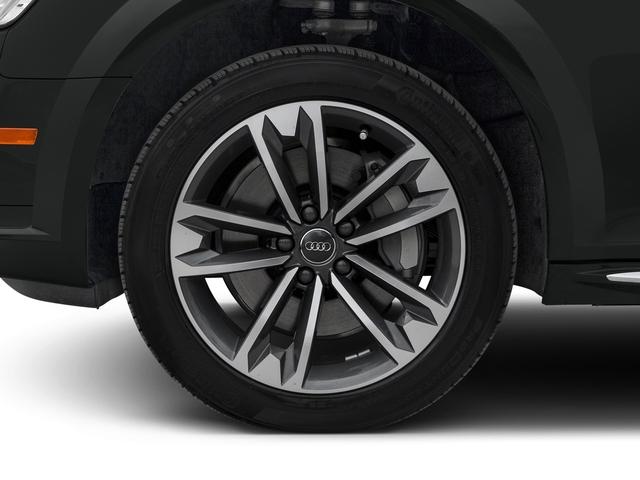 Photo of 2017 Mythos Black Metallic Audi A4 allroad