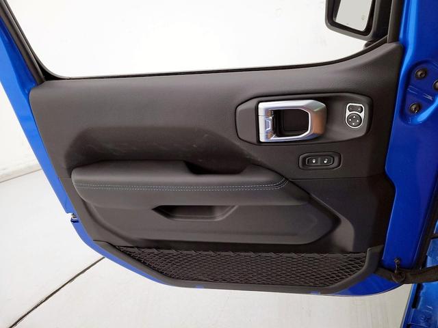 Photo of 2022 Blue Jeep Wrangler Unlimited 4xe