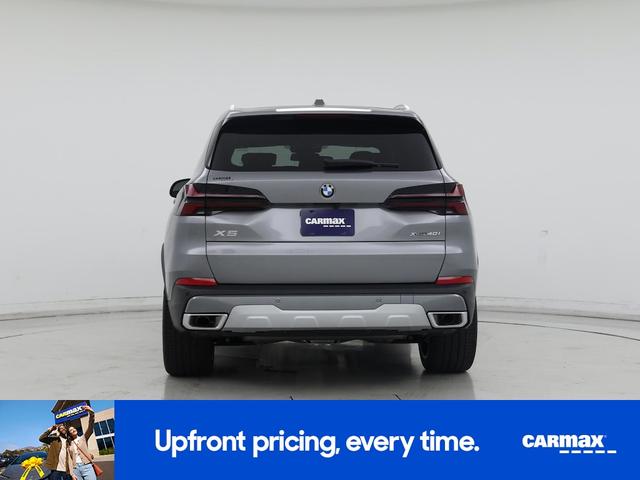 Photo of 2026 Silver BMW X5