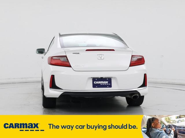 Photo of 2016 White Honda Accord