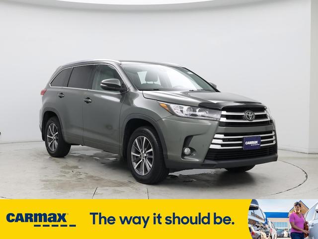 2017 Toyota Highlander