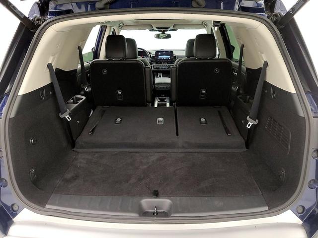 Photo of 2022 Blue Nissan Pathfinder