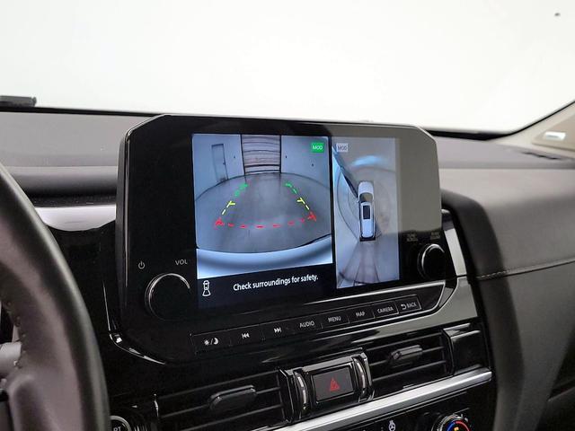 Photo of 2022 Blue Nissan Pathfinder
