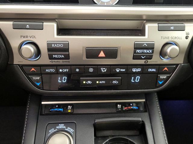 Photo of 2017 Gray Lexus ES 350