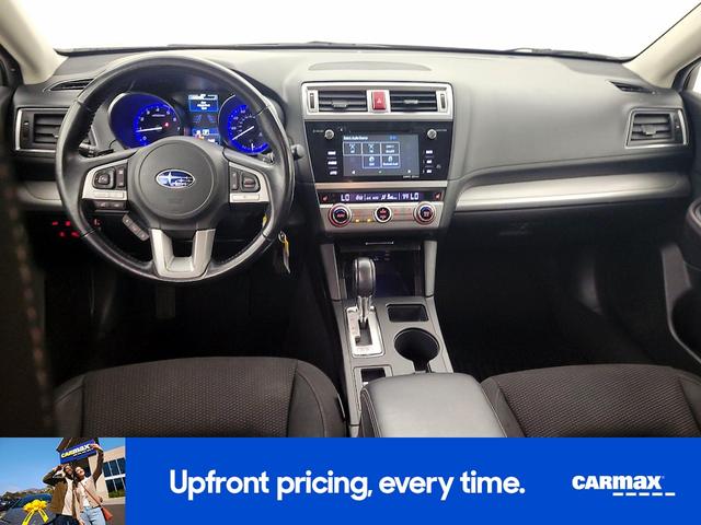 Photo of 2015 Gray Subaru Outback