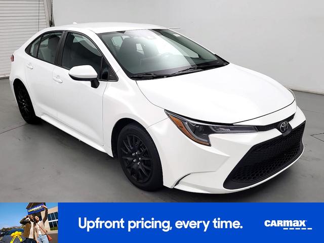 Photo of 2021 White Toyota Corolla