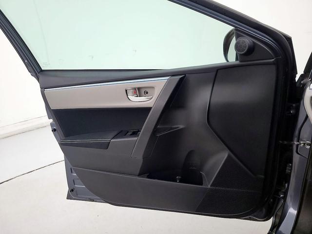 Photo of 2016 Blue Toyota Corolla