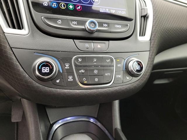 Photo of 2023 White Chevrolet Malibu
