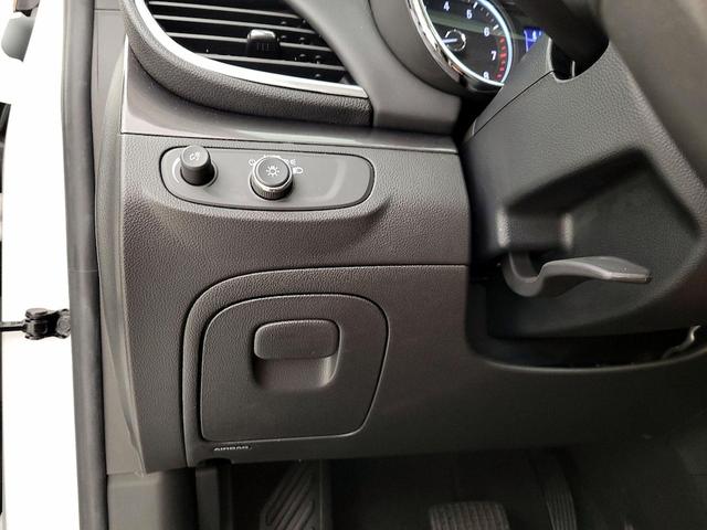 Photo of 2021 White Buick Encore