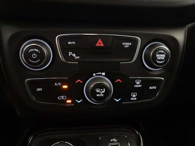 Photo of 2018 Granite Crystal Metallic Clearcoat Jeep Compass