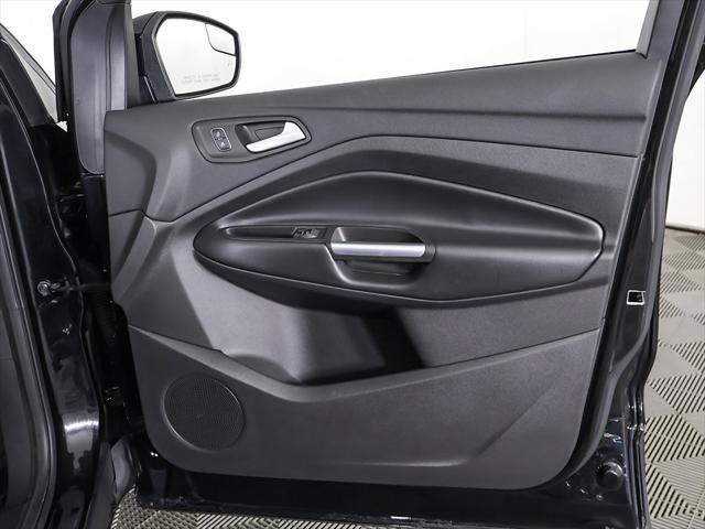 Photo of 2019 Agate Black Metallic Ford Escape