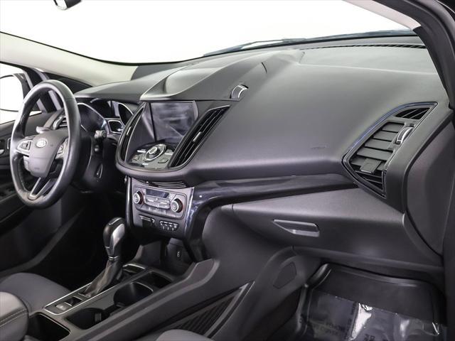 Photo of 2019 Agate Black Metallic Ford Escape