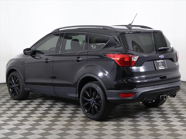 Photo of 2019 Agate Black Metallic Ford Escape