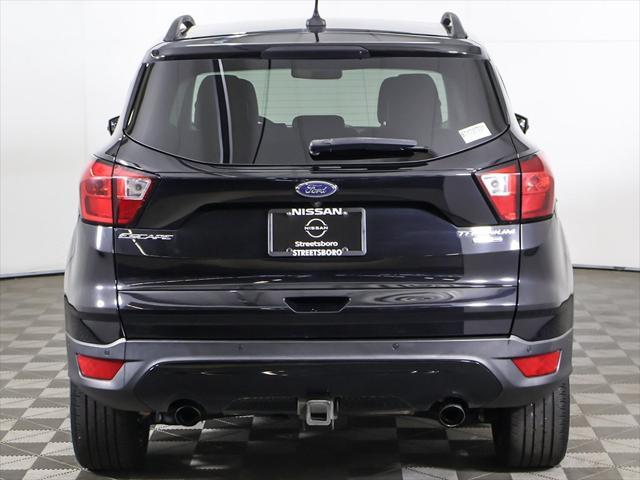 Photo of 2019 Agate Black Metallic Ford Escape