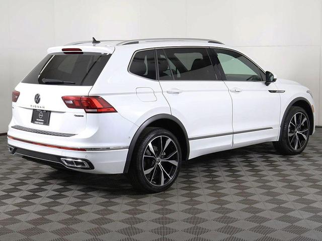 Photo of 2023 Opal White Volkswagen Tiguan