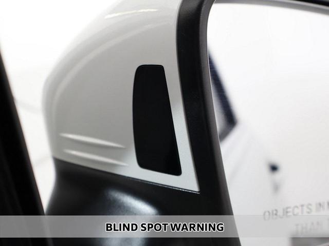 Photo of 2023 Opal White Volkswagen Tiguan