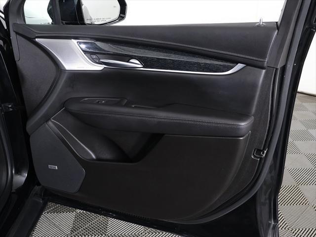 Photo of 2021 Stellar Black Metallic Cadillac XT5