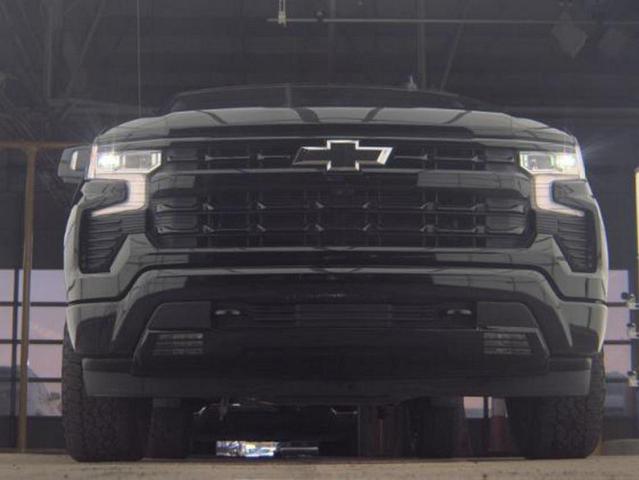Photo of 2022 Black Chevrolet Silverado 1500