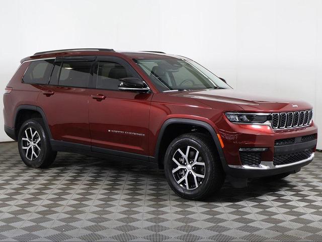 Photo of 2024 Velvet Red Pearlcoat Jeep Grand Cherokee L