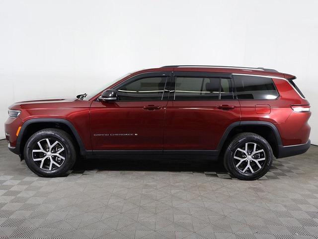 Photo of 2024 Velvet Red Pearlcoat Jeep Grand Cherokee L