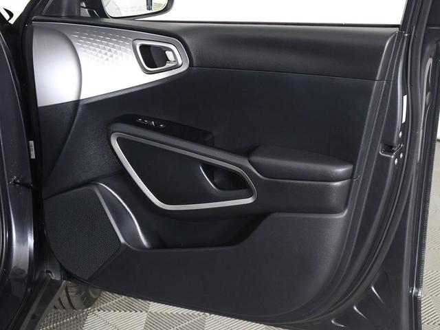 Photo of 2022 Gravity Gray Kia Soul