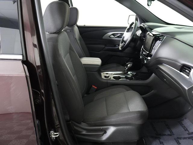 Photo of 2023 Black Cherry Metallic Chevrolet Traverse