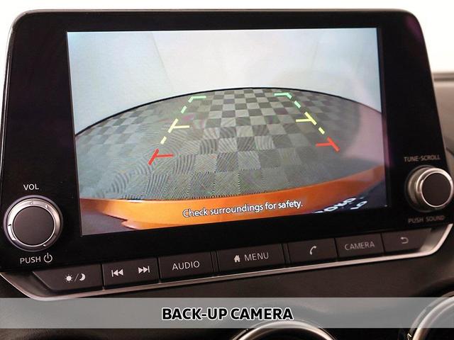 Photo of 2024 Monarch Orange Metallic/Super Black Nissan Sentra