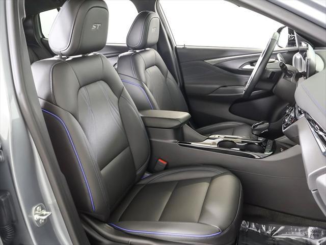 Photo of 2025 Moonstone Gray Metallic Buick Envista