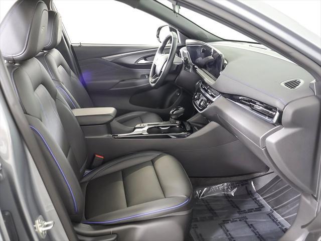 Photo of 2025 Moonstone Gray Metallic Buick Envista