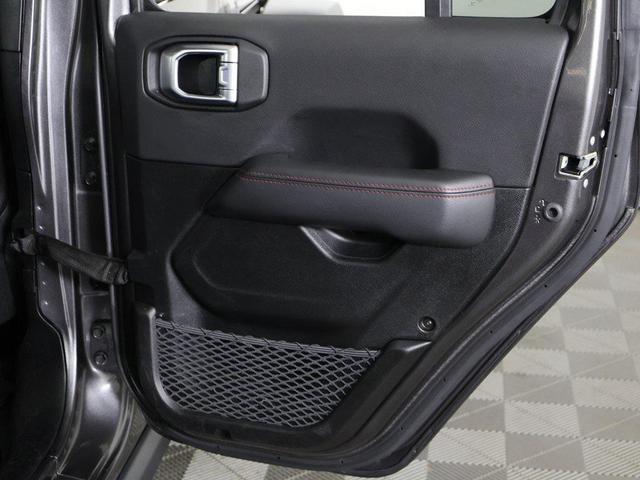 Photo of 2022 Granite Crystal Metallic Clearcoat Jeep Gladiator